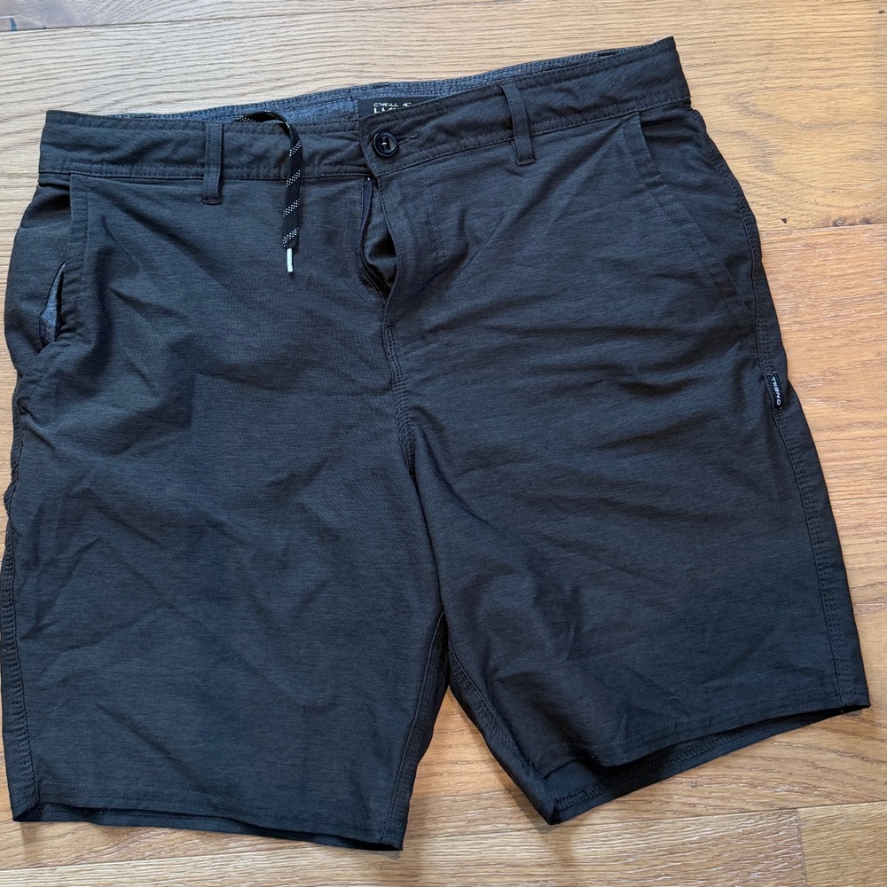 O’Neil Men's Charcoal Flat Front Shorts